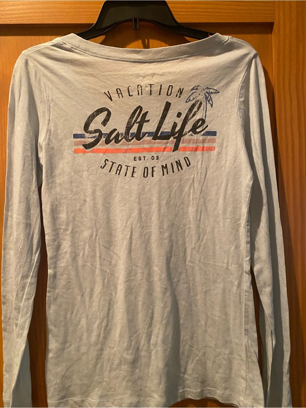 Salt Life Women’s Light Blue Scoop Neck Long Sleeve T-Shirt NWT Size S